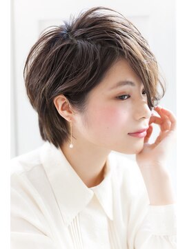 リル 8F 銀座(Rire) 【Rire-リル銀座-】美シルエット小顔耳かけショートボブ☆