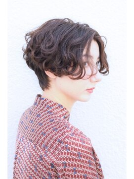 マルパマーパマーパ(marpa marpa marpa) 甘辛ショート×センターパート×重軽ウェーブ