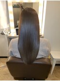 まとまる艶髪ロング