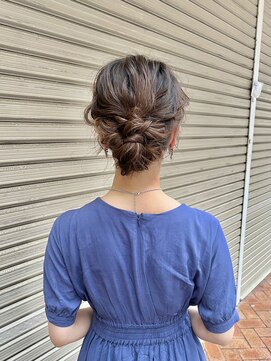 スミ(sumi) ヘアセット×編みこみアップ