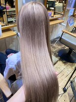 ヨンセンチメートル 横川店(4cm) ミルクティーアッシュ