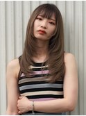 レイヤーカット 顔周りレイヤー 小顔カット 透明感カラー