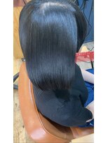 ボクノ(bokuno) 前髪も毛先まで自然になじませるツヤ感ナチュラルストレート