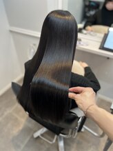 ウィステリア アネックス 銀座(WISTERIA ANNEX)&nbsp;ブルーブラック/ULTOWAトリートメント/髪質改善カラー/東銀座