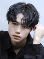 コンフィデンス メンズヘアー(confidence MEN'S HAIR)&nbsp;センターパート 波巻きスパイラルパーマ