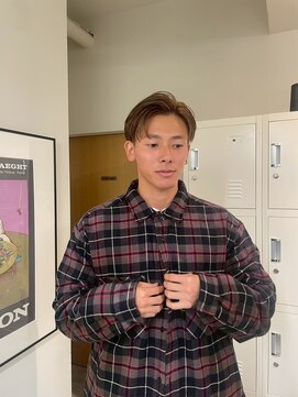 リビング 津田沼(LIVING) 千葉駅MEN’S HAIR/サーフカール/刈り上げセンターパート