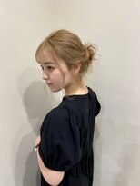 mugelca ミルクティーベージュ/シニヨン