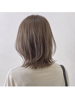 アンリエラ(Unliera)&nbsp;ブリーチ無しダブルカラー/くすみベージュ/松山市美容室