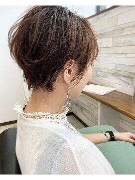 エレエレ('ele'ele) ショートフェミニティシュ