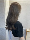 オリーブベージュ