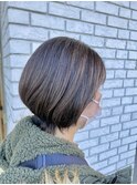 大人かっこいいハイライト×グレージュ×ショートボブ