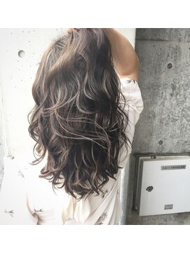 カシュカシュ(cache cache) ハイライト 外国人 用賀