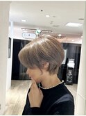 小顔ショートダブルカラーバレイヤージュ韓国２０代