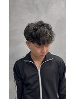 ドッグス 柏(Dawgs)&nbsp;フェザーパーマ　サーフカール　刈り上げセンターパート