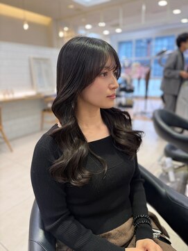 アピッシュ アオヤマ(apish AOYAMA) コテ巻きパーマ/デジタルパーマ/ロングパーマ/ヨシンモリパーマ