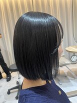 ジーナ 京都駅前(Zina)&nbsp;ぱつっとボブ×ブルーブラック