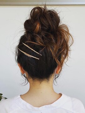 ユッカ エルア 武庫之荘南口(YUCCA elua) 【elua MIKI 指名限定】アップスタイル　ヘアセット