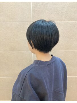 ボネッカ 鶴見(BONECCA) 丸みショート　　　　片岡美里