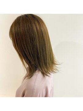 ジャン クロード ビギン 表参道店(JEAN CLAUDE BIGUINE) ダブルカラーでオリーブベージュ 20代 30代 40代