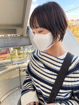 オーシャン(Ocean) 20代30代40代大人可愛い白髪ぼかしハイライトくびれショート