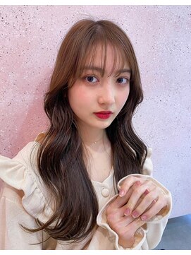 ルームバイシー 新宿(Loom. by Sea) くびれショート/ブラウンカラー/透明感カラー/ツヤ感カラー