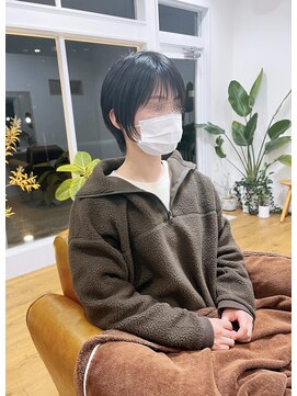 コムヘアー(COM HAIR) ミニショート。