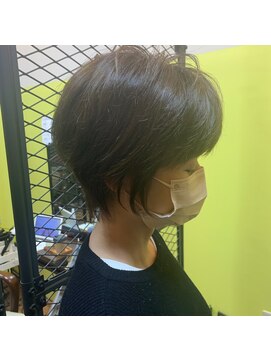 アングル(angle) [angle/西新駅]丸み立体ショート