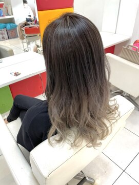 レリー(Relie) バレイヤージュ