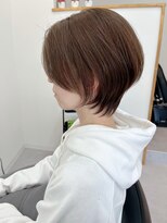 スリー(Th:ree)&nbsp;大人可愛い20代30代40代丸みとくびれショートボブ◎