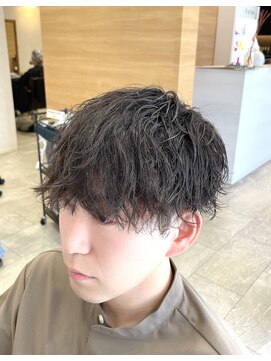 ヘアデザイン ファブロ(hair design FABRO.) 【担当:藤岡勇気】刈り上げマッシュ×ツイストスパイラルパーマ