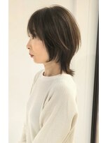 サロン クィ ベルジョーネ(SALON QUI BELLGIONE) ミディアムウルフ