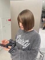 ローレンアオ(LOREN AO)&nbsp;【LOREN AO】ミニボブ/ぷつっとカット/ベージュカラー