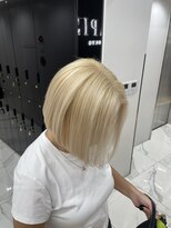 ラピス 渋谷本店(Lapis) ホワイトブロンド