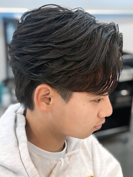 バース バイ ハピネス(BIRTH by happiness) 奈良men's毛流れフェザーパーマ