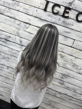 シルバーバレイヤージュ