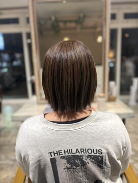 ハイライト×パツっとボブ