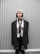 PELE原宿/ブリーチなしダブルカラー/ハイトーン/ケアブリーチ【３月上旬OPEN(予定)】&nbsp;着物ヘア/ダークアッシュ/ミディアムレイヤーカット/原宿