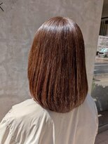 ヴィサージュバスク(VISAGE ba.s.k)&nbsp;柔らか印象前上がりボブスタイル