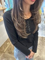 エルア(elua) フェイスフレーミングハイライト