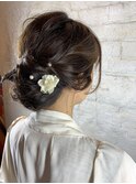 コサージュを使ったアレンジ