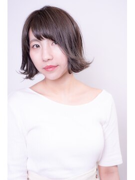 アローズソワン(HELLO'S SOIN) 軽やかさ弾む抜け感 切りっぱなしボブ