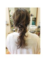 キキ 美容室(KIKI) 編みおろしスタイル★