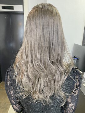 ジゼル(GiseL) ホワイトグレージュ☆