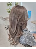 ハイトーンカラー｜ブリーチ｜グレージュ｜透明感カラー｜刈谷