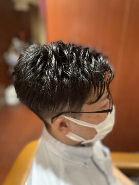 ヘアーモードキクチ 日本橋三越前店 【2ブロックセンターパート】