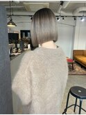 後ろ姿もキュート!切りっぱなし×根本暗めカラー_ash  brown_