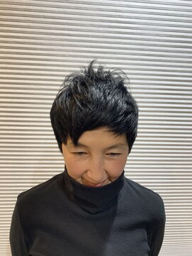 アナログ(ANALOGUE) 前髪アシンメトリーショート