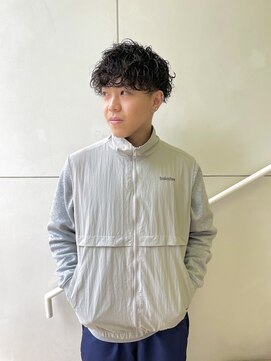 クララ サカエ(CLALA Sakae LA.DONNA group) 波巻きパーマ