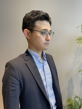 ハレケアヴェダ アンド ハレケエイト(HAREKE AVEDA&HAREKE 8) ビジネスマンヘアスタイル