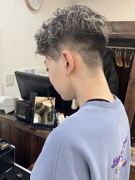 ジャストビューティー リアリー(just beauty Really) コントラストハイライト×無造作パーマ【横須賀中央 Really】